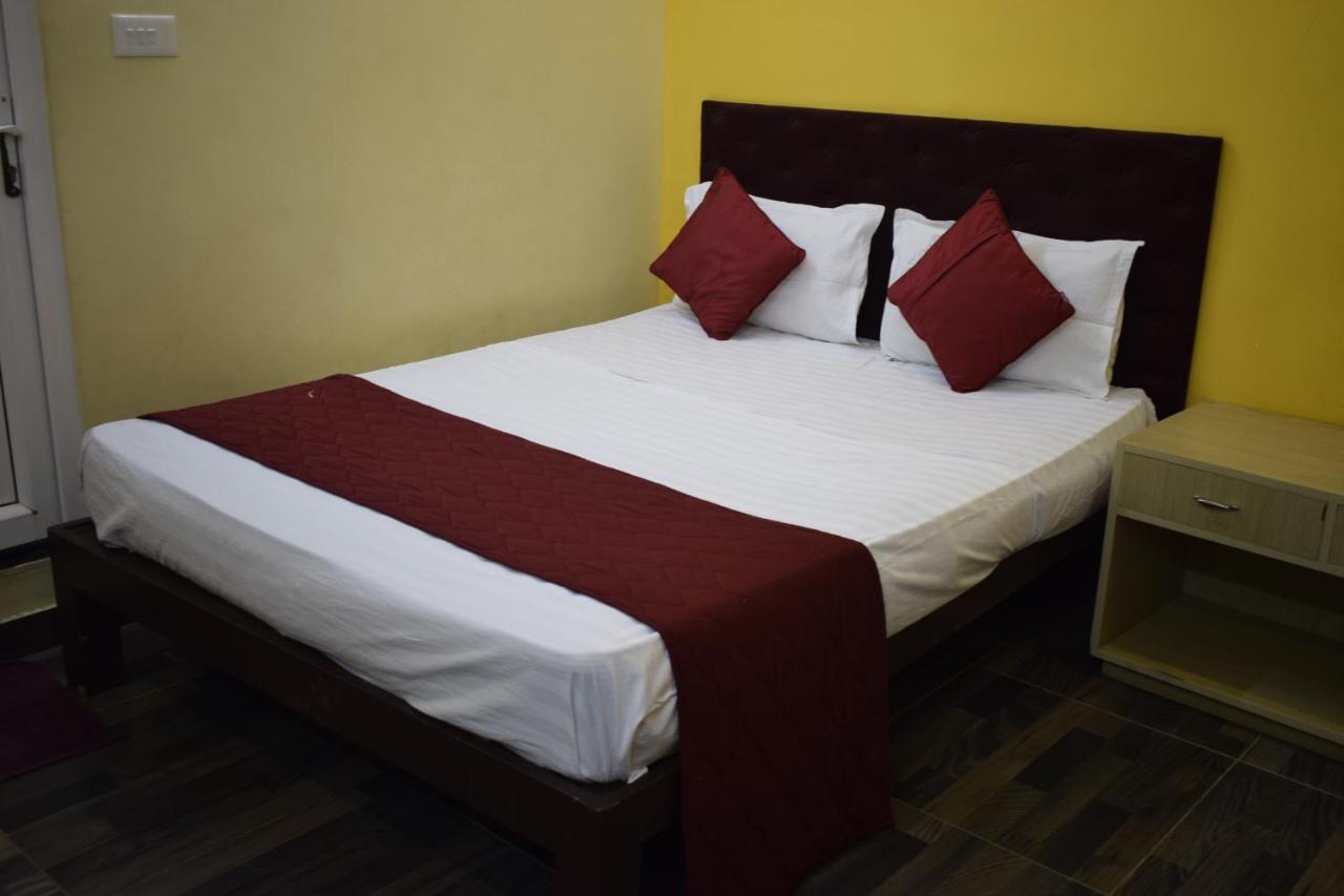 Wind Chimes Hotel Kuilapalayam Exterior foto