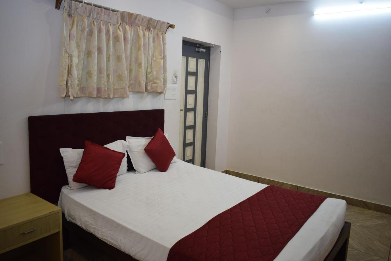 Wind Chimes Hotel Kuilapalayam Exterior foto