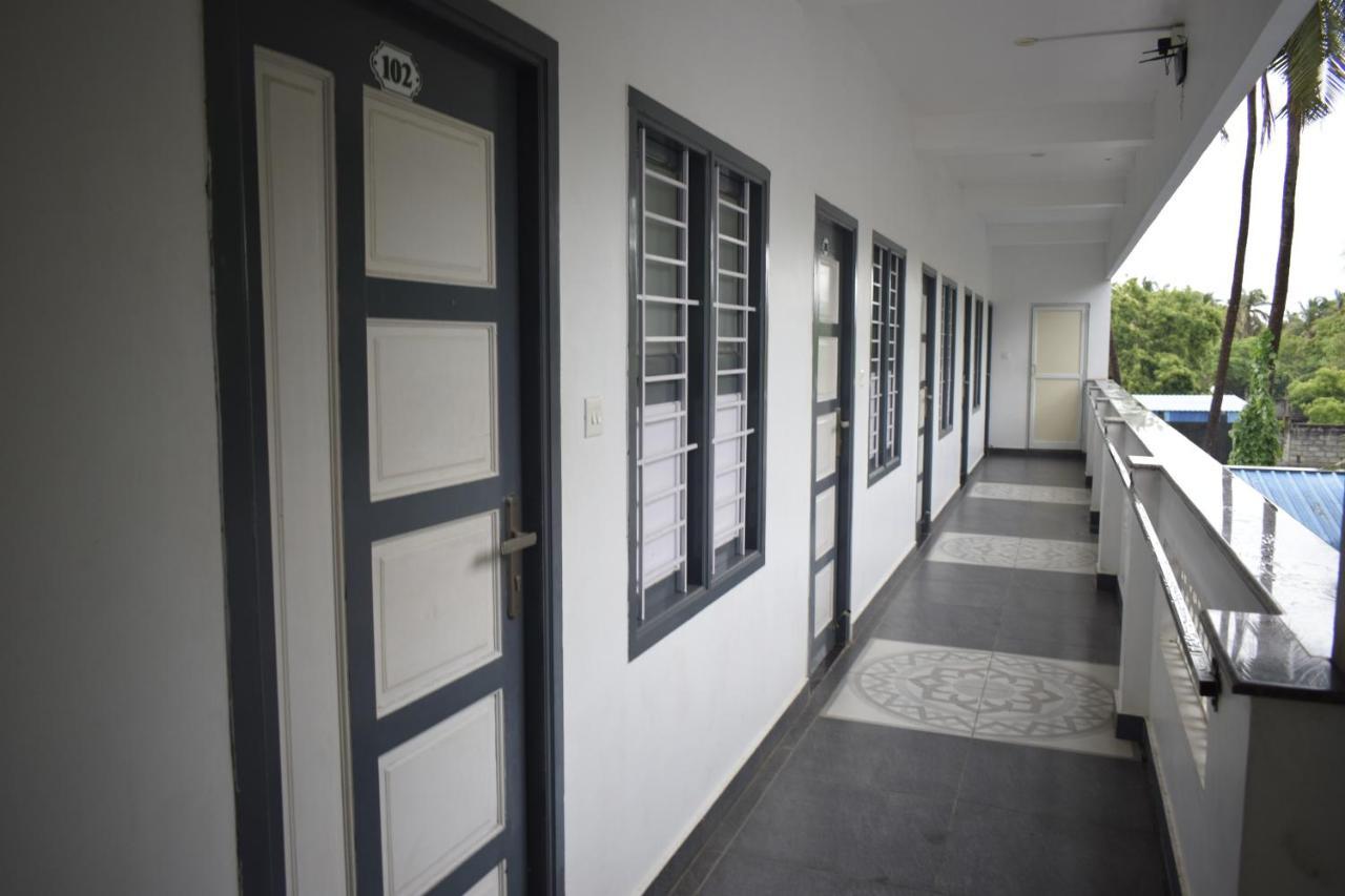 Wind Chimes Hotel Kuilapalayam Exterior foto