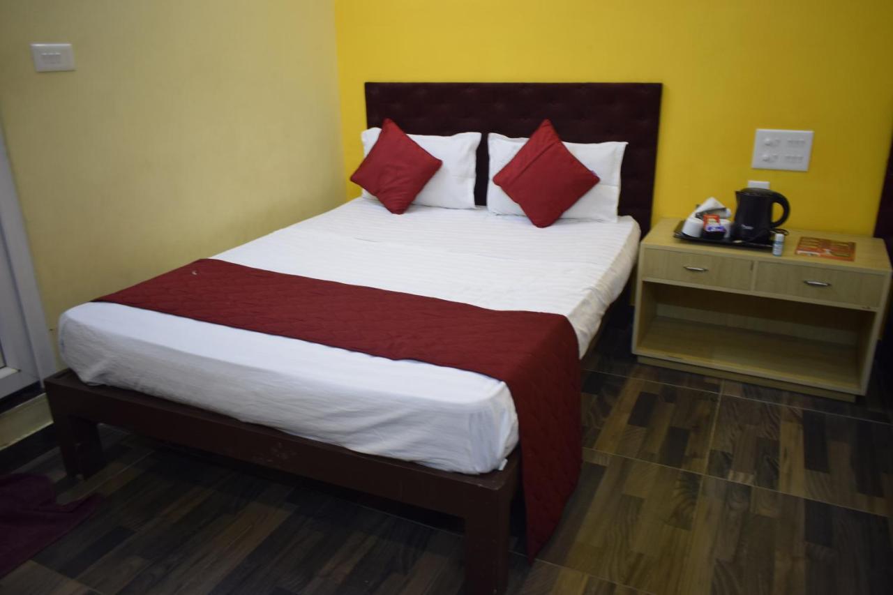 Wind Chimes Hotel Kuilapalayam Exterior foto